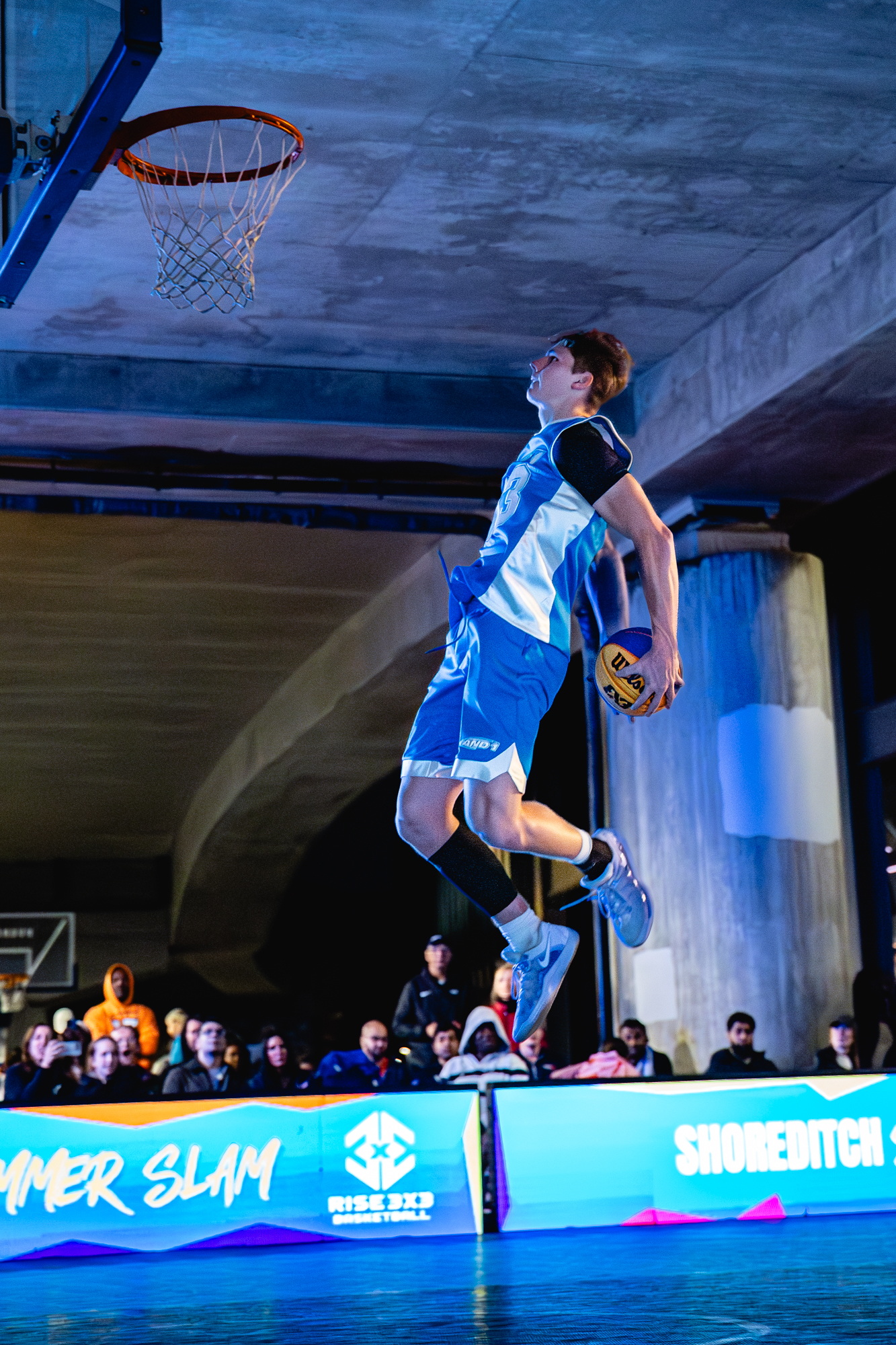 Cam Hazzard throwing down a two-hand dunk at Rise 3x3 London