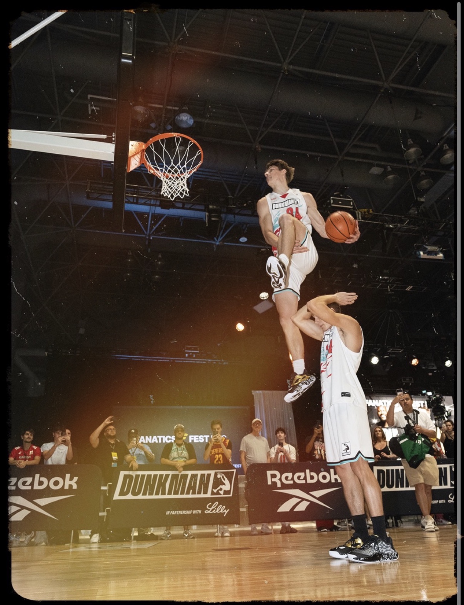 Three of the Eight: The Night the Vertical World Record Fell at Fanatics Fest