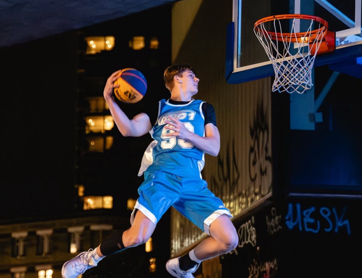 Cam Hazzard elevating toward the rim at Overtime Elite Arena in Atlanta during the 2026 DUNKMAN season